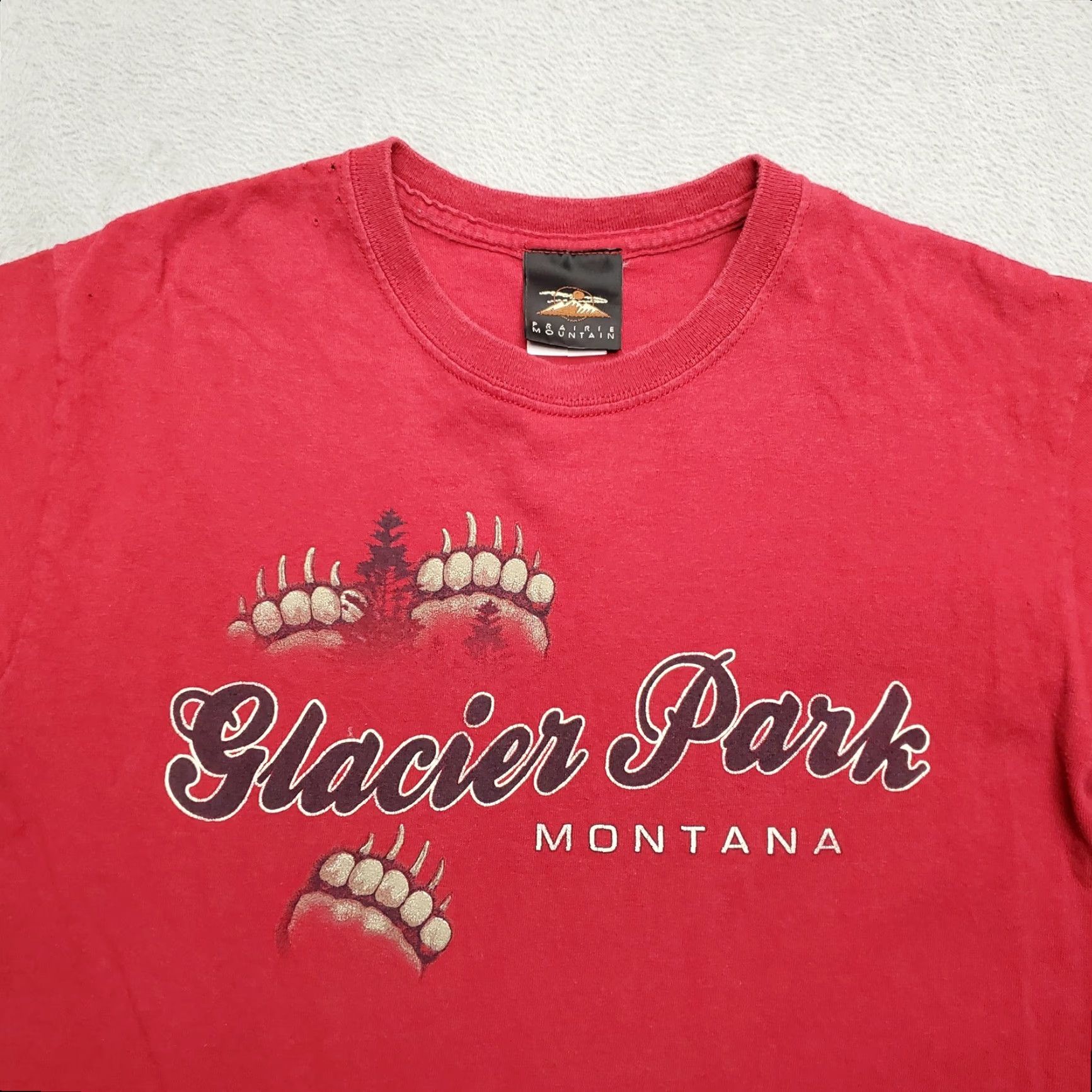 Vintage VINTAGE Glacier National Park Shirt Mens XS Red Outdoor Grizzly Bear Paws TEE Size US XS / EU 42 / 0 - 2 Thumbnail