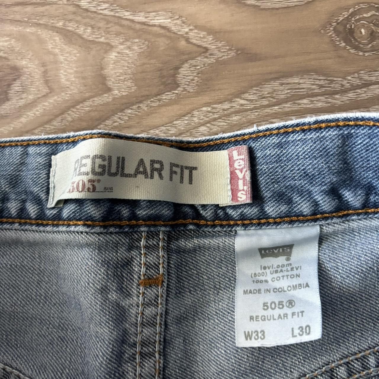 Levi's Crazy Vintage Y2K/2000s Light Wash Levis Essential Denim Jeans! 31x30 Size US 31 - 8 Thumbnail