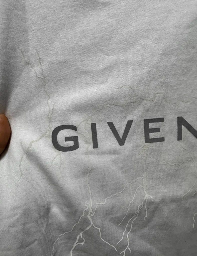 Givenchy Givenchy New Quilted Long Sleeve Sweatshirt Size US XL / EU 56 / 4 - 2 Thumbnail