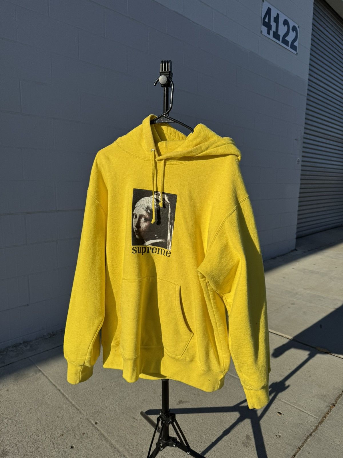 Supreme Supreme “Girl With Pearl Earring” Hoodie Size US L / EU 52-54 / 3 - 1 Thumbnail