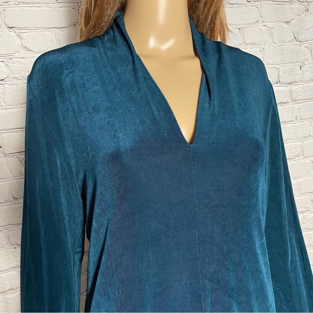 Chicos Chico's Travelers Turquoise Liquid Knit V-Neck Top Size 2 U Size L / US 10 / IT 46 - 3 Thumbnail