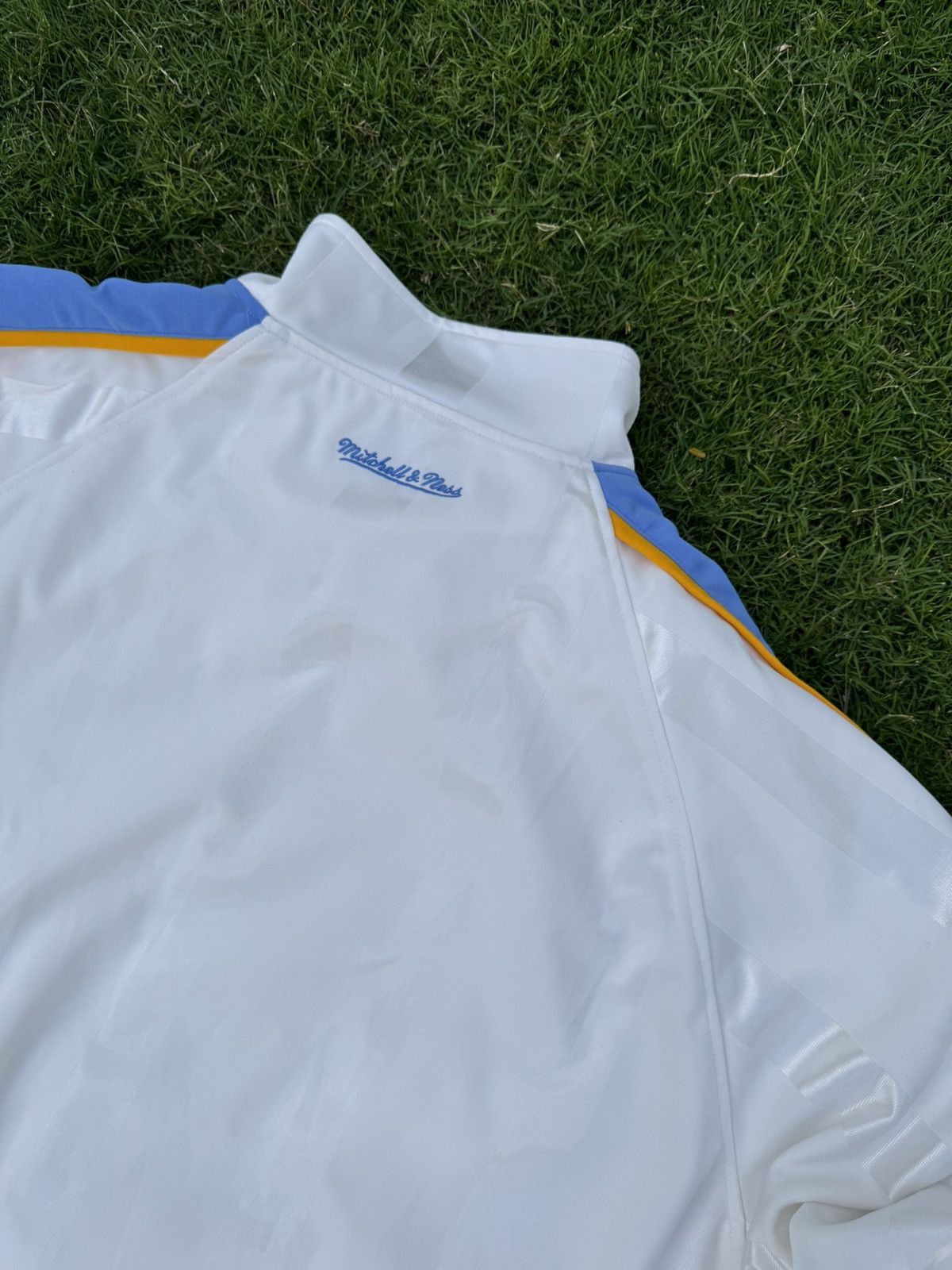 Mitchell & Ness Vintage Los Angeles Chargers Mitchell & Ness zip-up track Size US XXL / EU 58 / 5 - 14 Thumbnail
