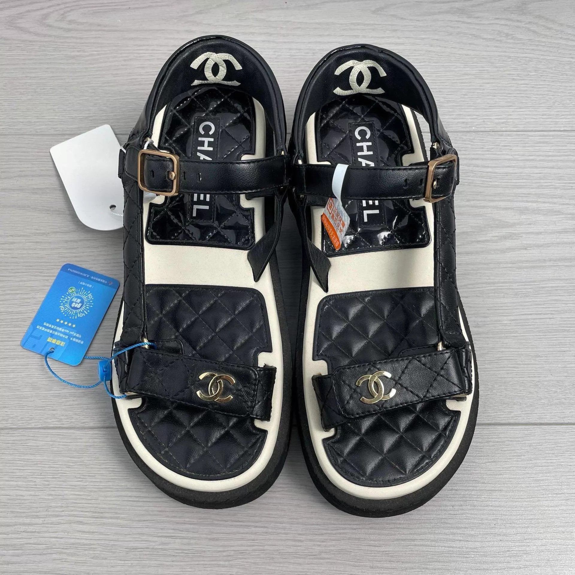 Chanel Chanel Gold Button Quilted Platform Sandal Black Size 38 Size US 7.5 / IT 37.5 - 2 Thumbnail