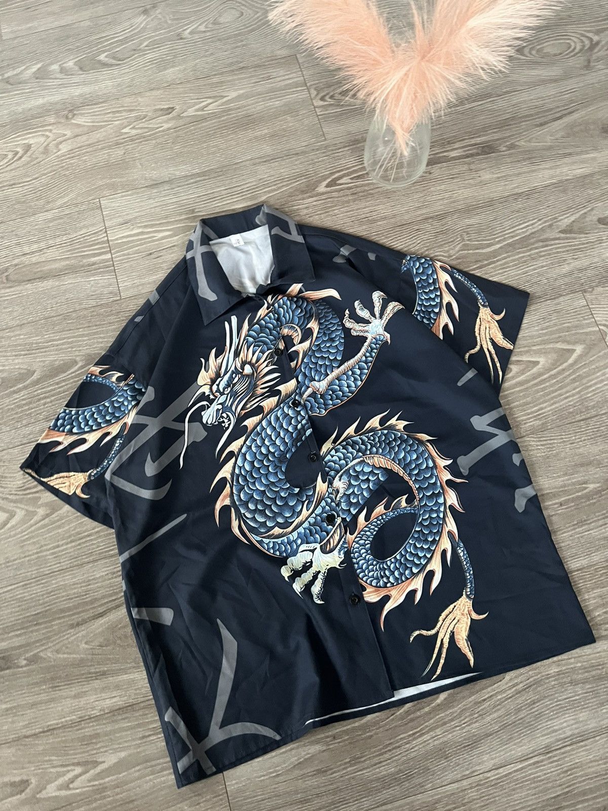 Affliction × Japanese Brand ‼️Archival Japanese Style Dragon Y2k Lite Weight Silk Tee‼️ Size US L / EU 52-54 / 3 - 12 Thumbnail