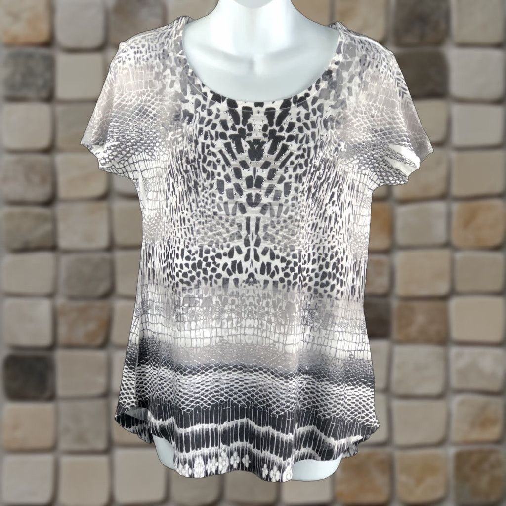 Style & Co Style & Co T-Shirt Top Gray Snake Print Beaded Scoop Neck Hi-Low 90s Boho Women Shirt S Size S / US 4 / IT 40 - 1 Thumbnail