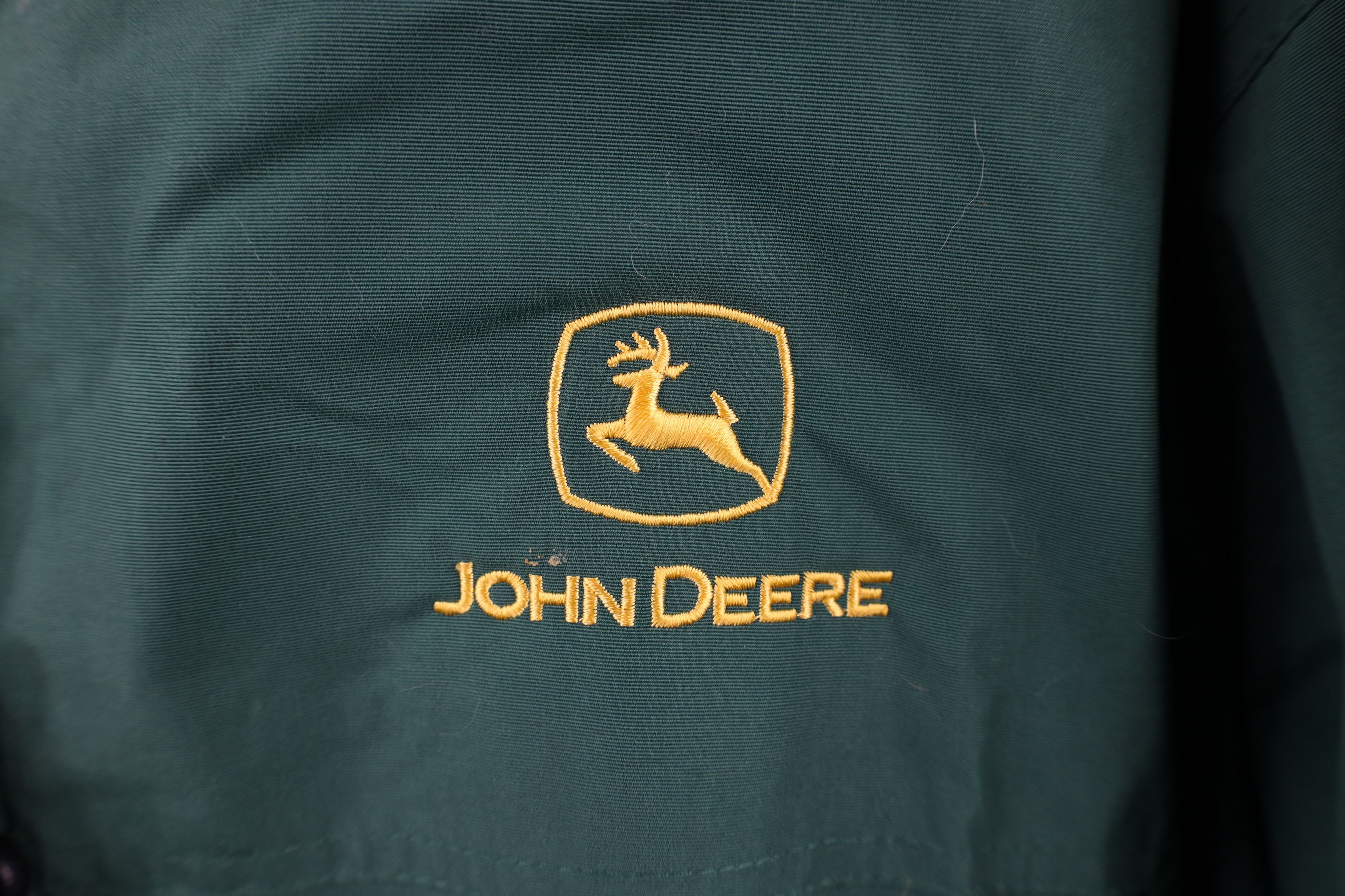 John Deere × Vintage Vintage John Deere Tractors Fleece Lined Bomber Jacket Size US XXL / EU 58 / 5 - 4 Thumbnail