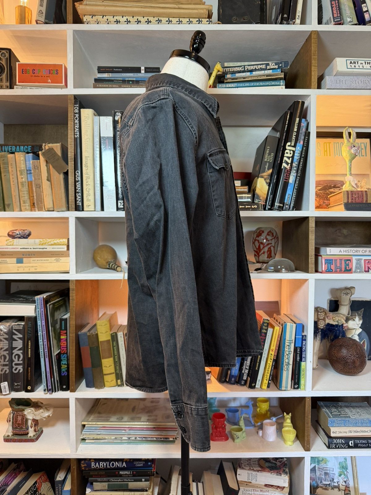 Levi's levi’s black denim shirt orange tab Size US XL / EU 56 / 4 - 3 Thumbnail