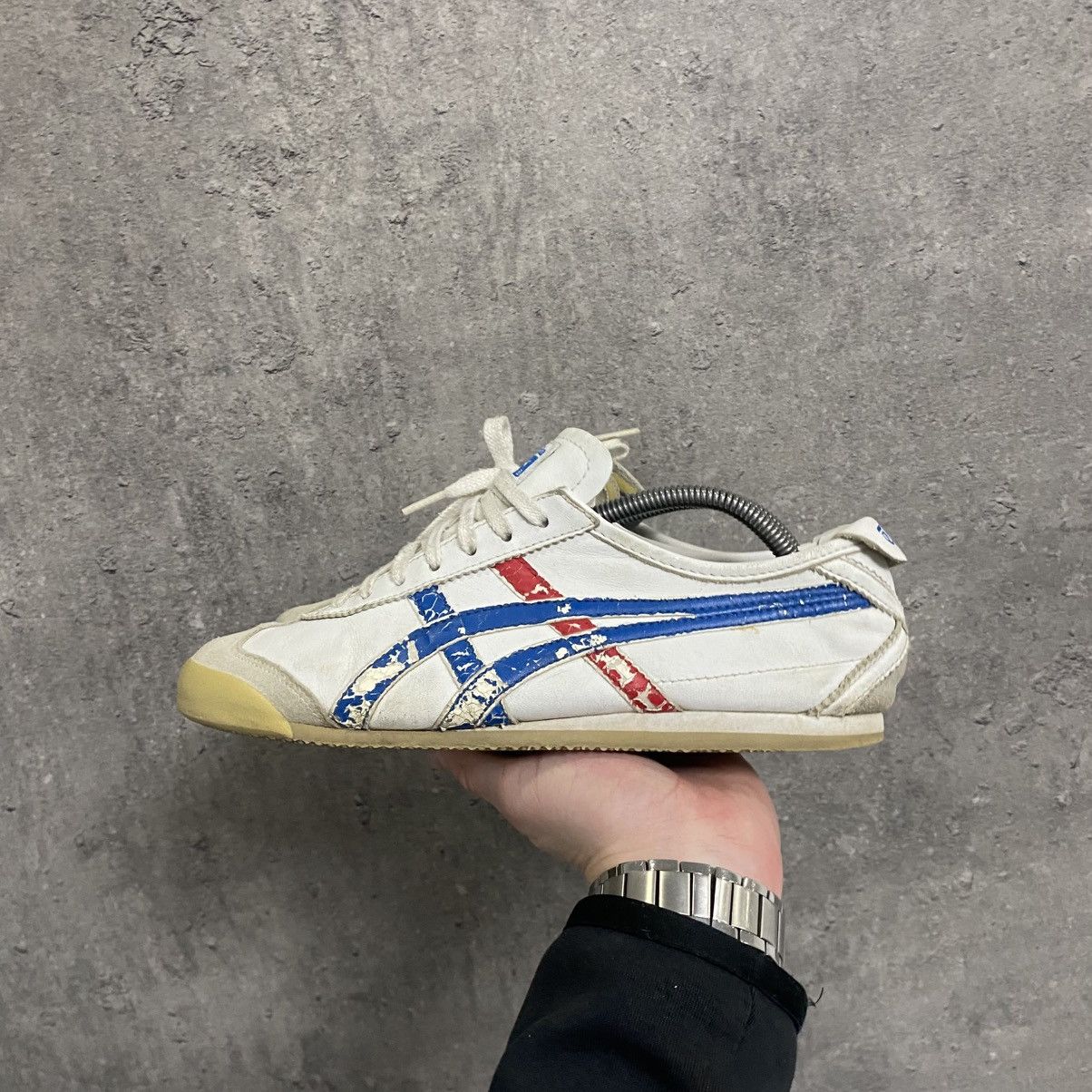 Asics Vintage Asics Onitsuka Tiger Mexico 66 Leather Sneakers Size US 8 / EU 41 - 7 Thumbnail