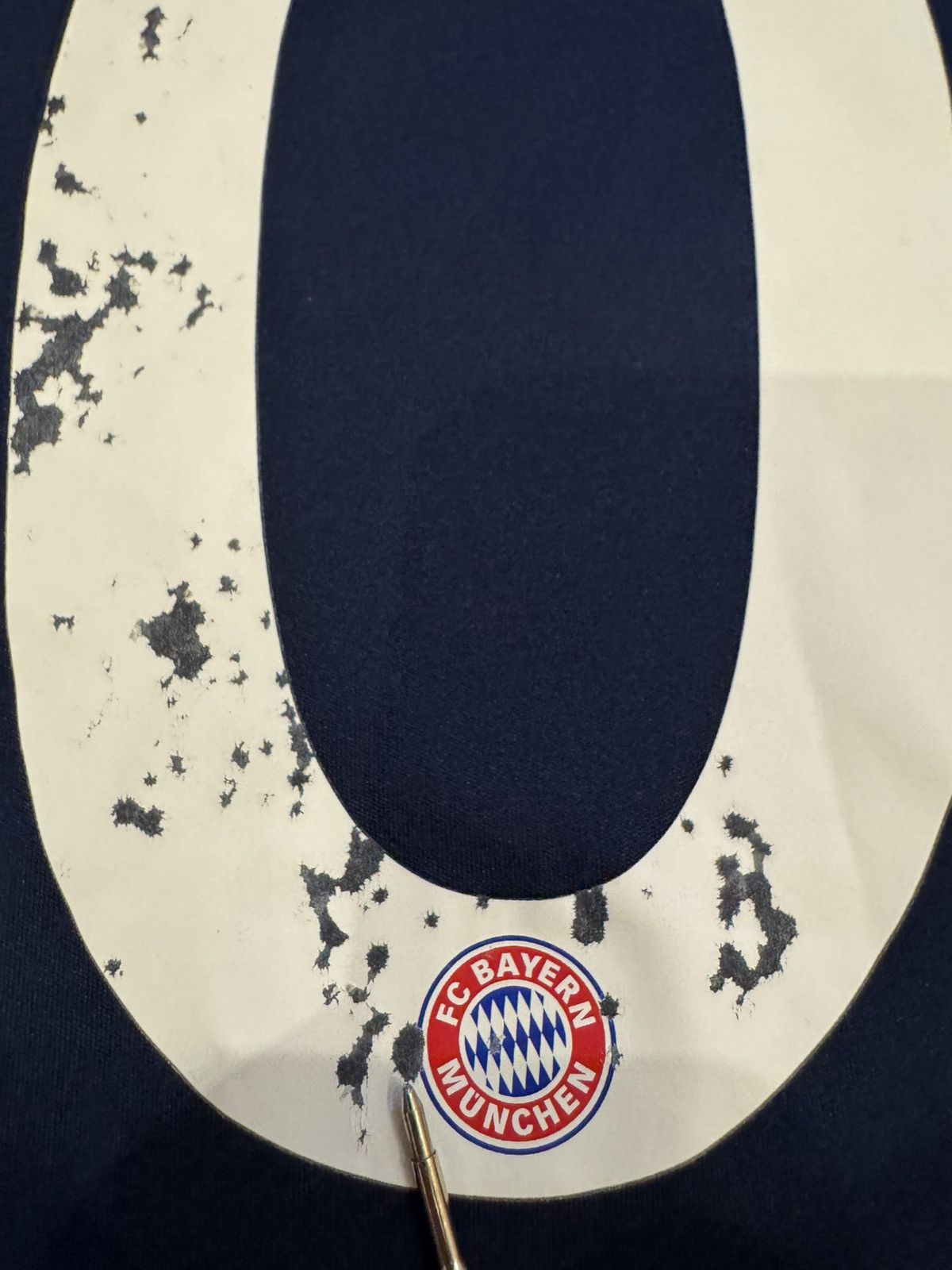 Adidas BAYERN MÜNICH 2017 2018 AWAY SHIRT SOCCER JERSEY ADIDAS SZ L Size US L / EU 52-54 / 3 - 15 Thumbnail