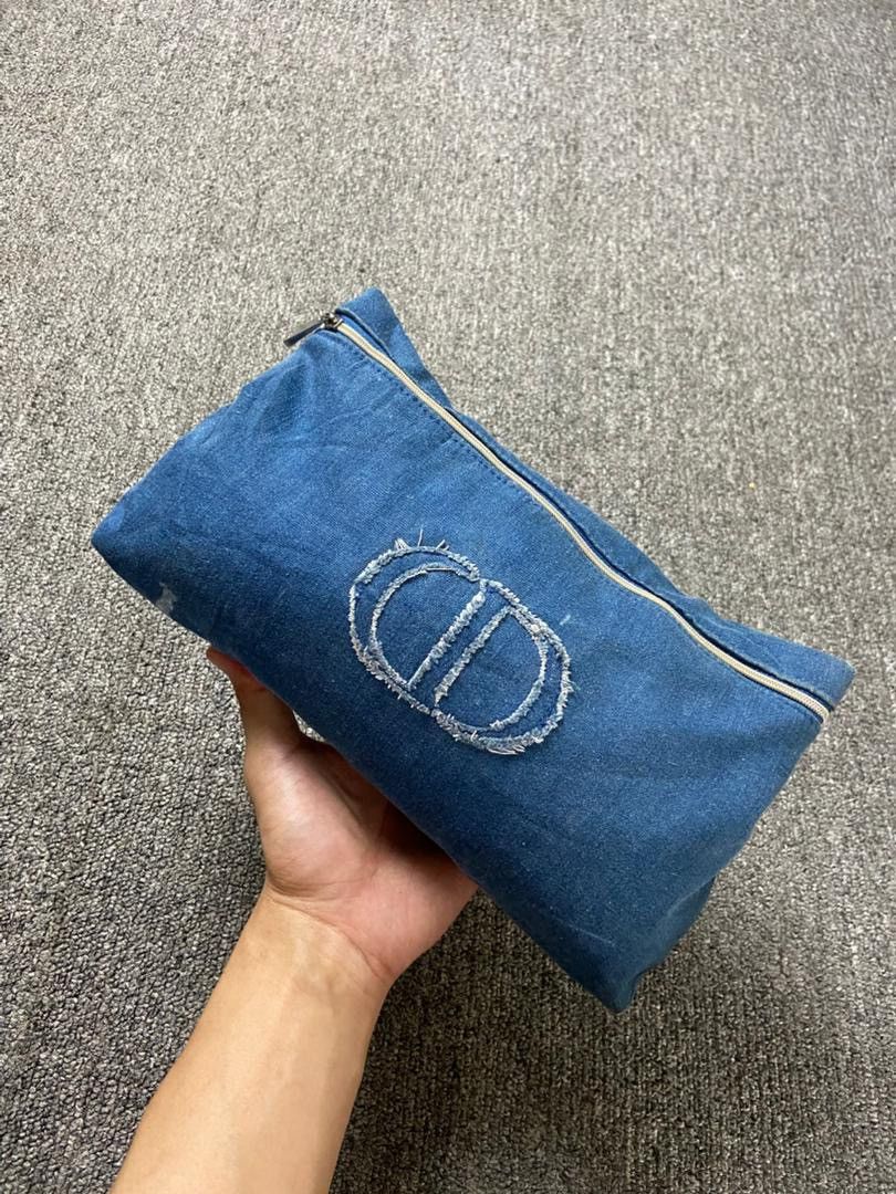 Christian Dior Monsieur Christian Dior Beaute Denim Makeup Pouch (204) Size ONE SIZE - 1 Thumbnail