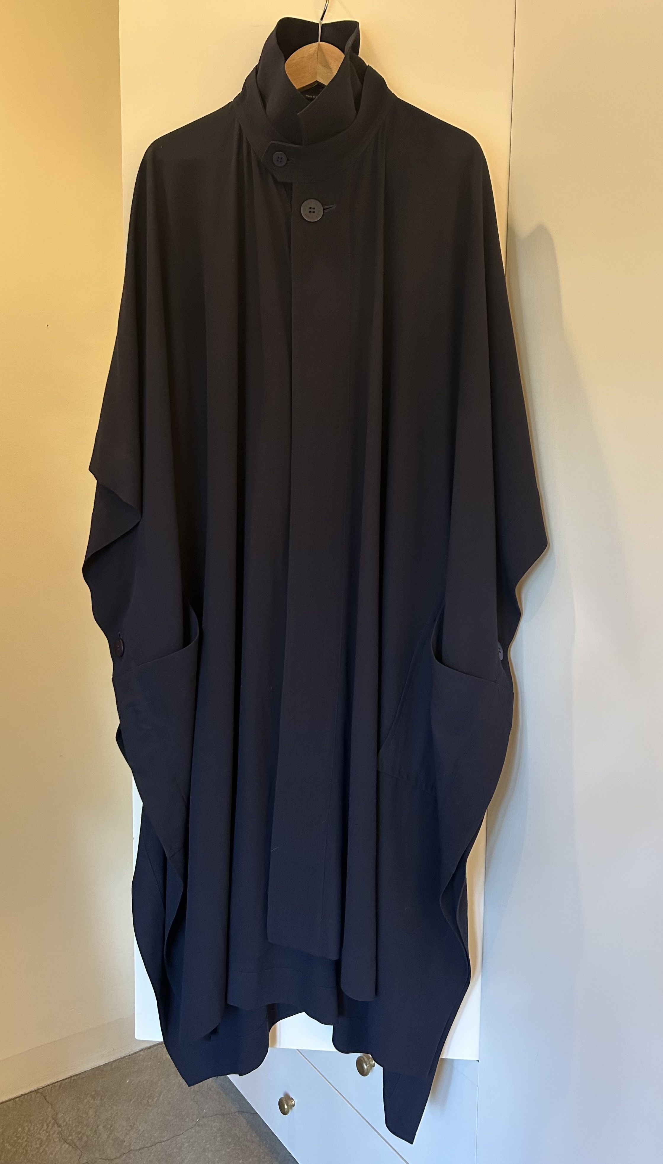 Issey Miyake Issey Miyake Men S/S 2017 Runway Look 38 — Cape-Style Jacket Size US L / EU 52-54 / 3 - 7 Thumbnail