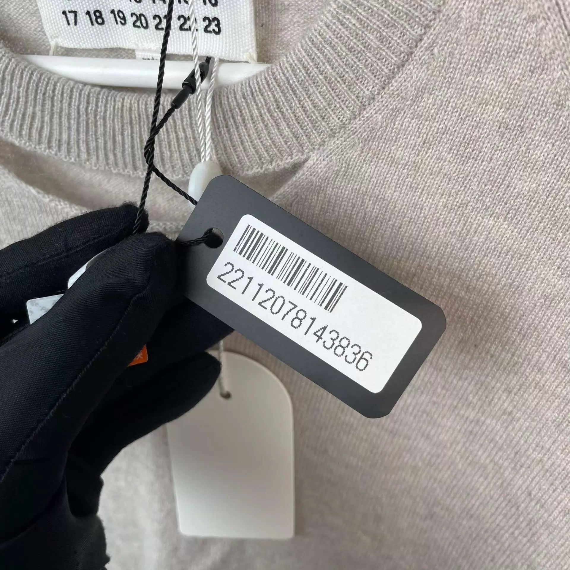 Maison Margiela Maison Margiela cashmere sweater XS gray 98 new Size XS / US 0-2 / IT 36-38 - 3 Thumbnail