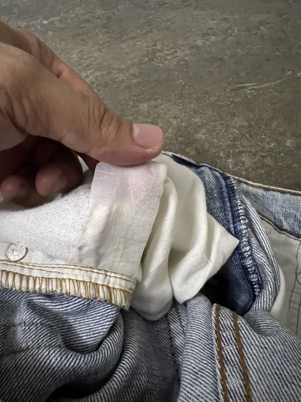 Levi's Vintage Levis Distressed Jean Size US 30 / EU 46 - 17 Thumbnail