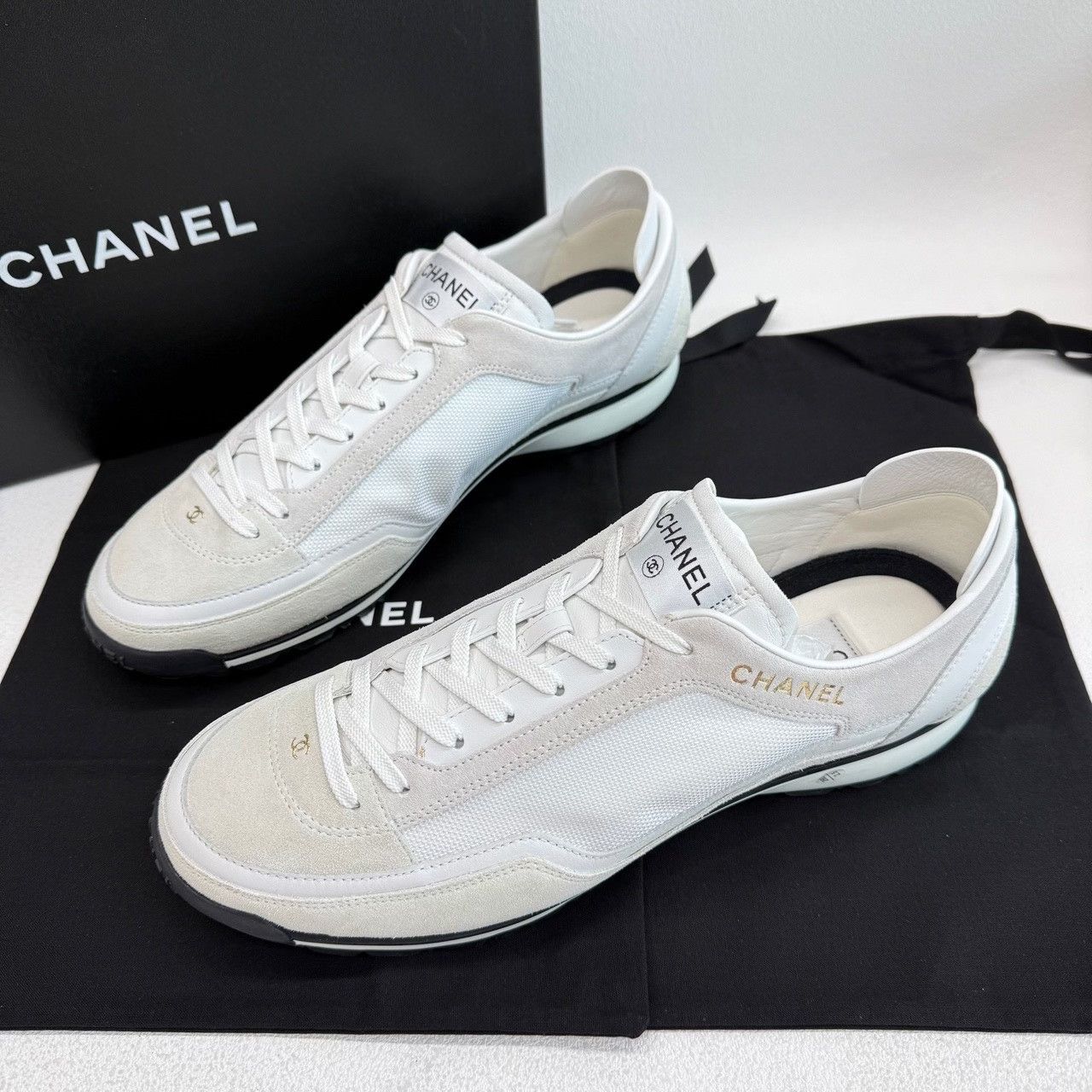 Chanel Chanel Mesh White Lowtop Sneakers 9 Men Size US 9 / EU 42 - 1 Thumbnail