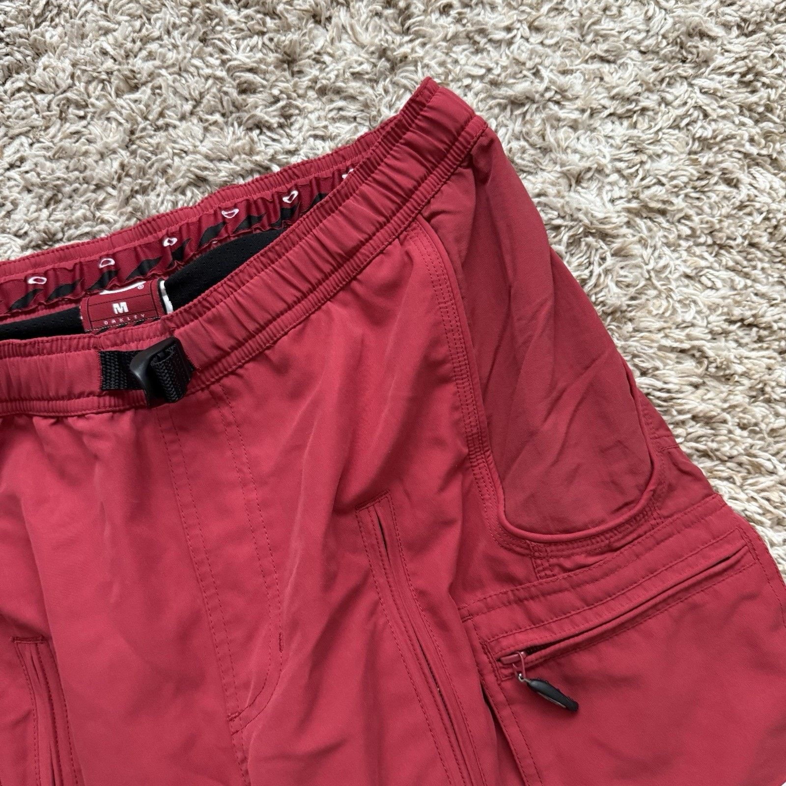 Oakley × Vintage Vintage Oakley Y2K Utility Tactical Red Cargo Shorts Baggy Size US 32 / EU 48 - 3 Thumbnail