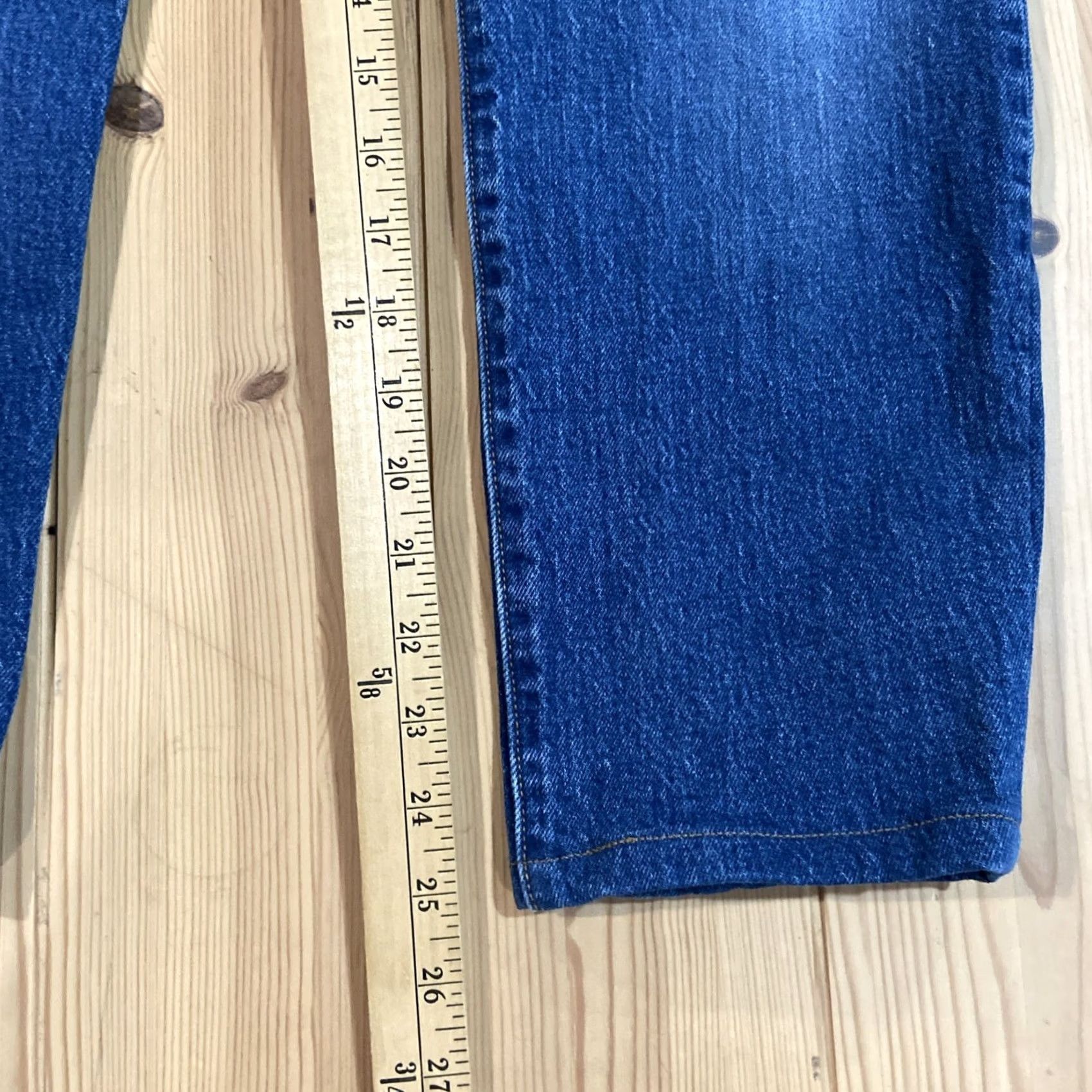 Levi's VINTAGE Levis 501 Jeans Mens 28x32 Blue Original Straight Button Fly Stretch Denim Pants Size US 28 / EU 44 - 2 Thumbnail