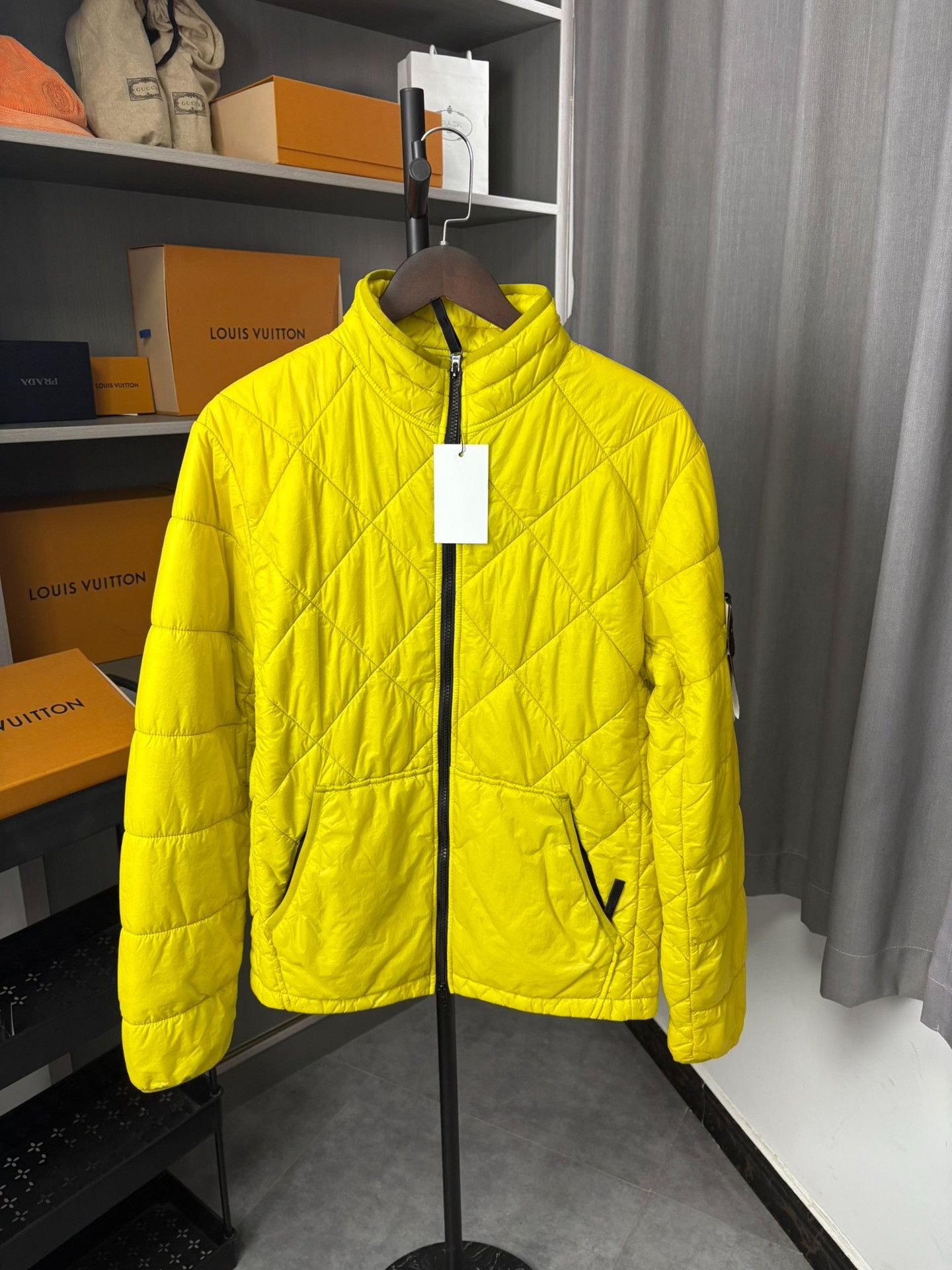 Stone Island Stone Island Down Yellow Heavy Coat L Men Size US L / EU 52-54 / 3 - 1 Thumbnail
