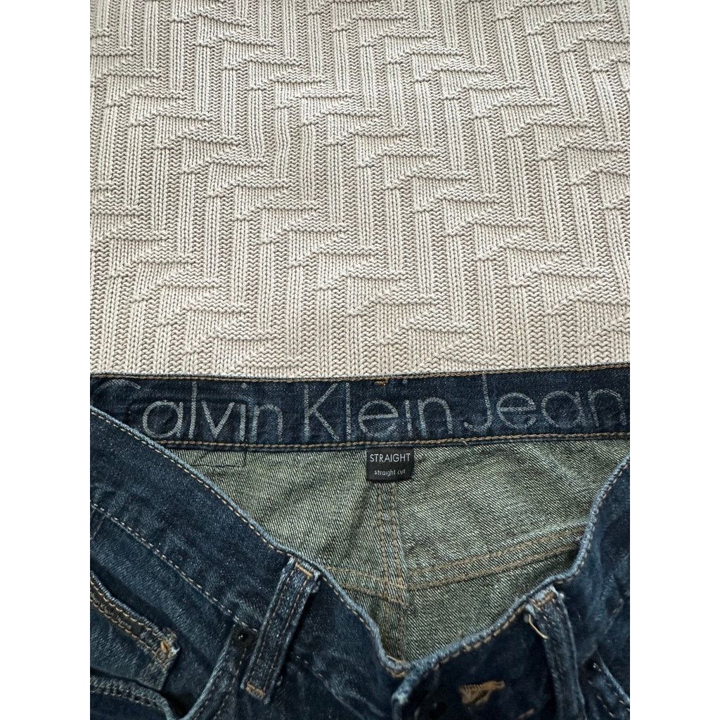 Calvin Klein Calvin Klein straight led jeans size 30 Size US 30 / EU 46 - 4 Thumbnail