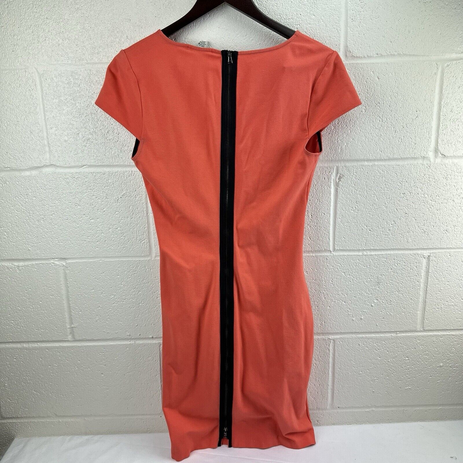Kenneth Cole Kenneth Cole NY Stretch Exposed Zipper Cap Sleeve Dress Sz 8 Size M / US 6-8 / IT 42-44 - 9 Thumbnail