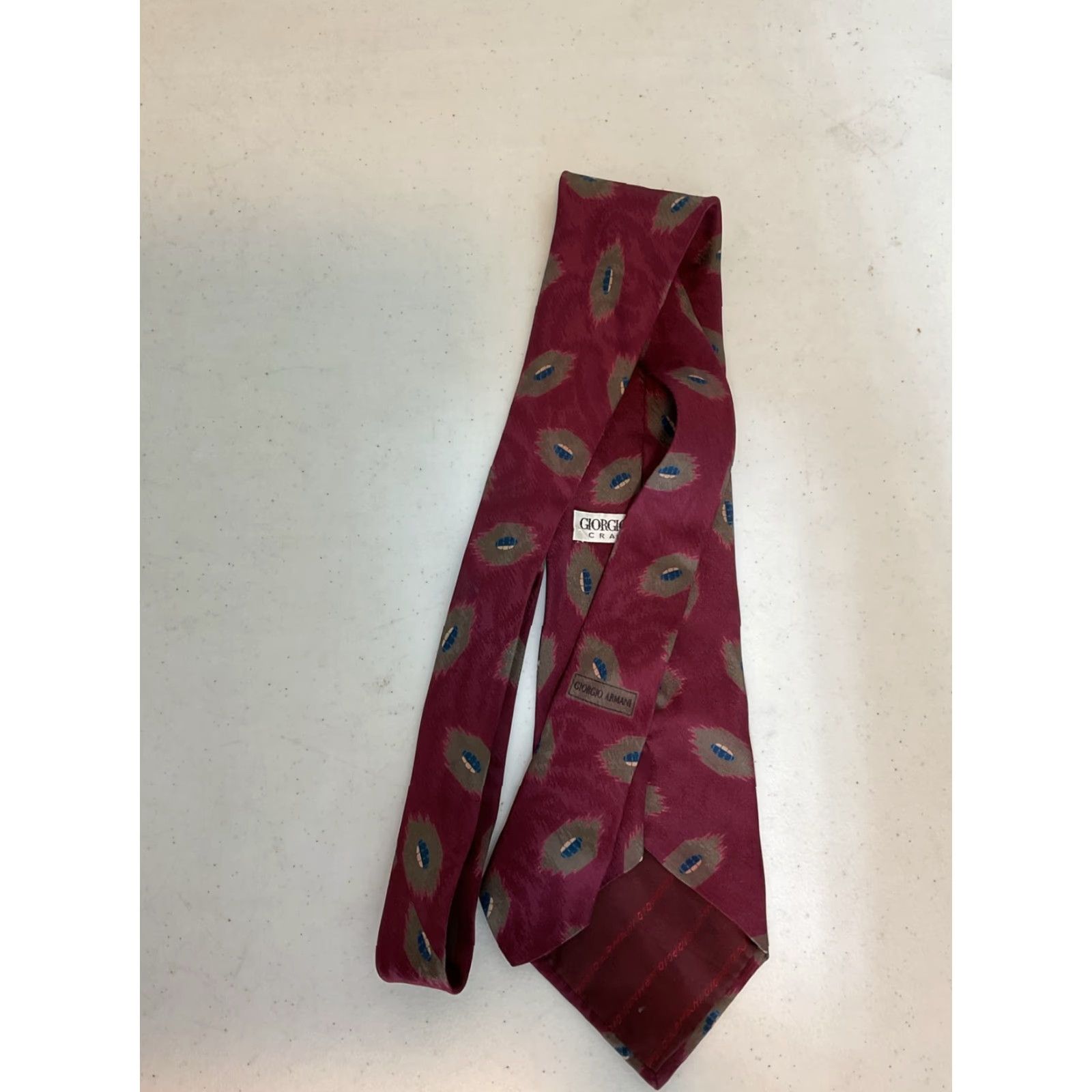 VINTAGE Giorgio Armani Tie Men One Size 56-60 Maroon 100% Silk Abstract Geometric Cravetta Adjustable Italy