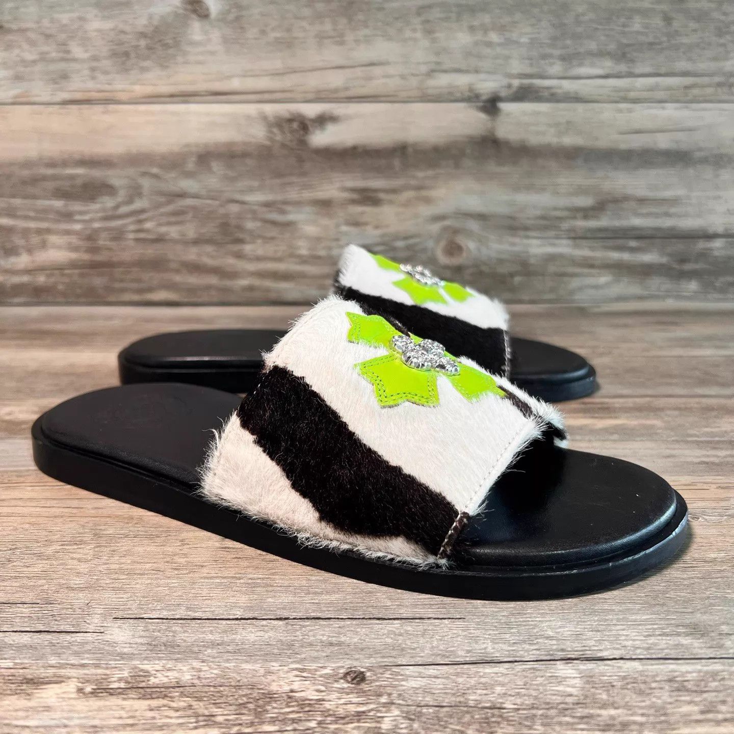 Chrome Hearts Chrome Hearts Zebra Green Leather Flame Cross Slippers 39 Size US 8.5 / IT 38.5 - 2 Thumbnail