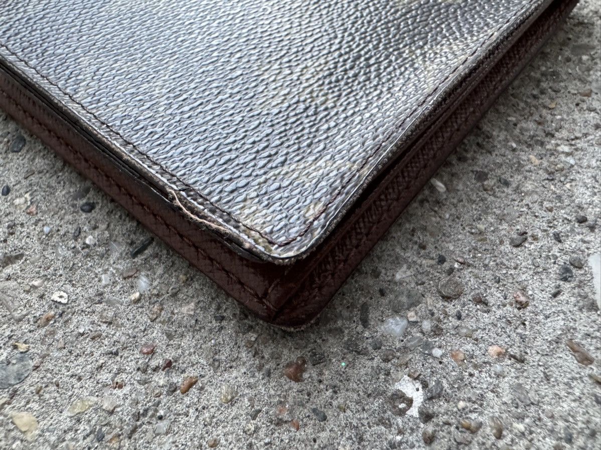 Louis Vuitton Vintage 🔥Louis Vuitton🔥Bifold wallet (Date Code CA0034) Size ONE SIZE - 11 Thumbnail