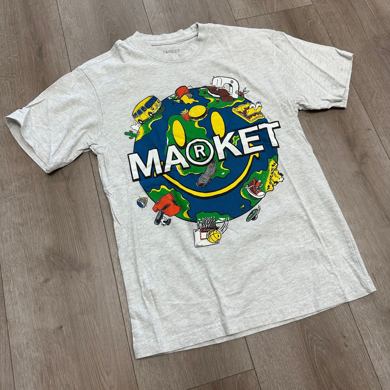 Market MARKET brand Earth Smiley graphic Tee T Shirt Size Small Size US S / EU 44-46 / 1 - 3 Thumbnail