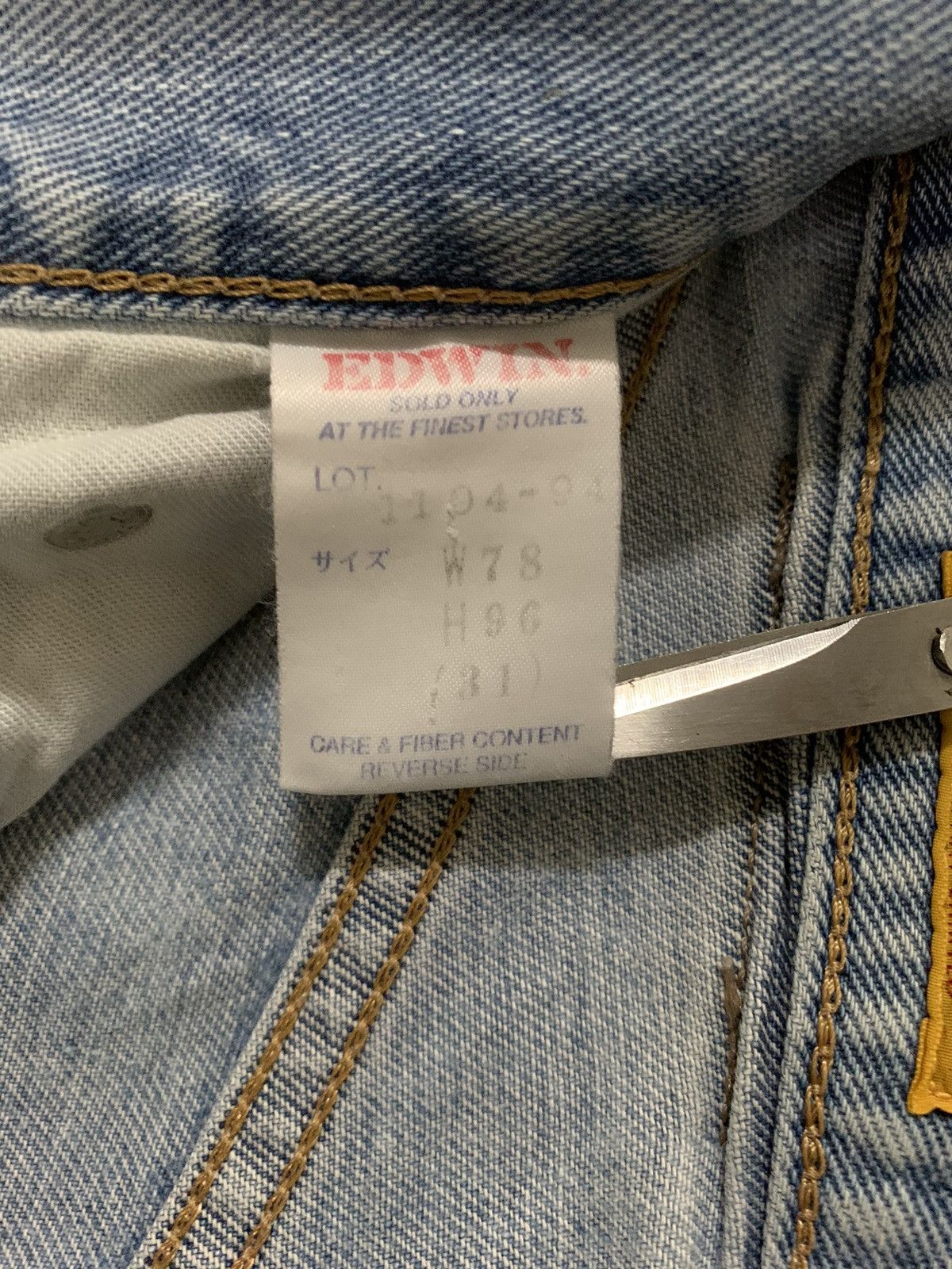 Edwin Vintage Y2K Edwin Double Knee Baggy Distressed Jeans Size US 30 / EU 46 - 20 Thumbnail