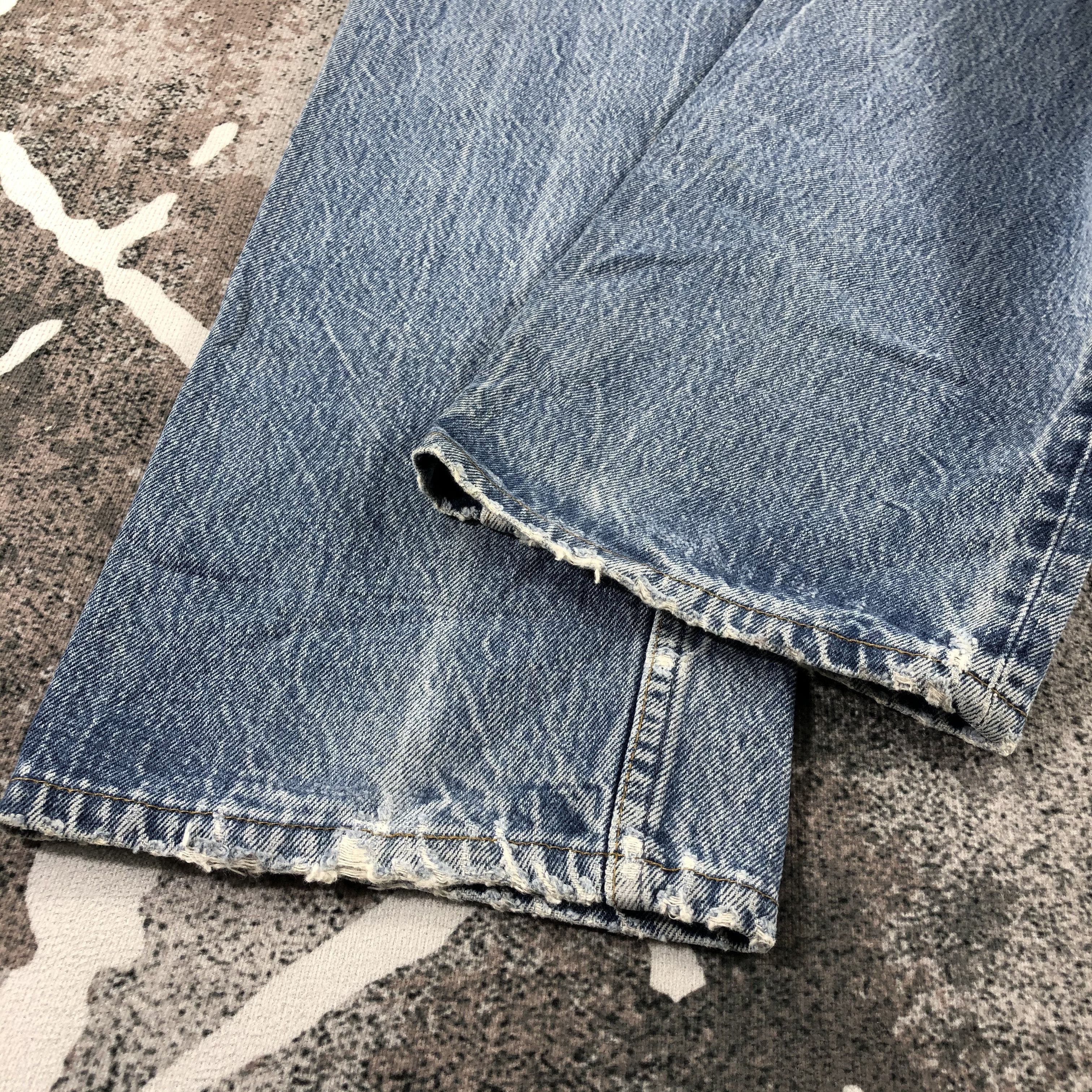 Levi's Vintage Levis 501 Jeans Stone Wash Distres Denim KJ1236 Size US 35 - 6 Thumbnail