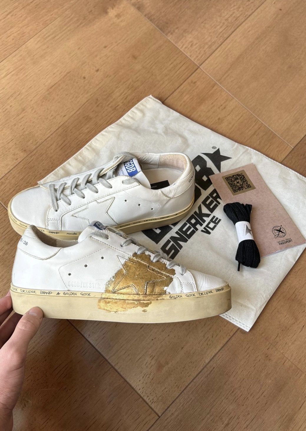 Golden Goose Golden Goose Super-Star Gold Star Sneakers EU 37 / US 5 Size US 5.5 / EU 38 - 1 Thumbnail
