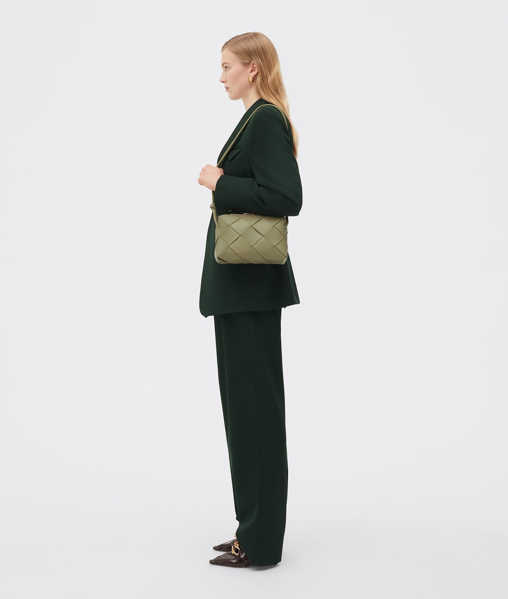 Bottega Veneta o1n1vont0325 Size: OS / Cassette Bag in Green Size ONE SIZE - 5 Thumbnail