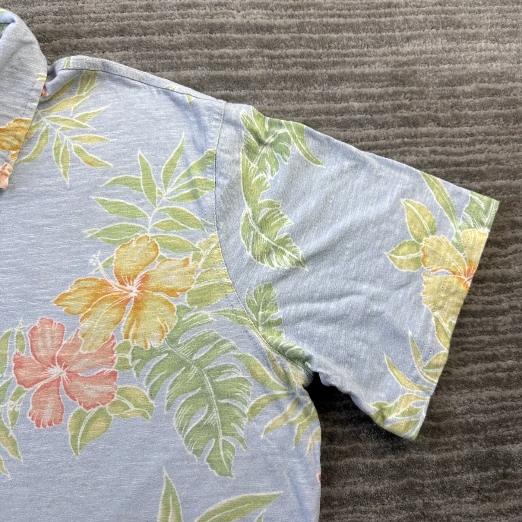 Tori Richard VINTAGE Tori Richard Polo Shirt Mens XL Blue Floral Hawaiian Polo Shirt XL Blue Floral Hawaiian Mens Vintage Size US XL / EU 56 / 4 - 4 Thumbnail
