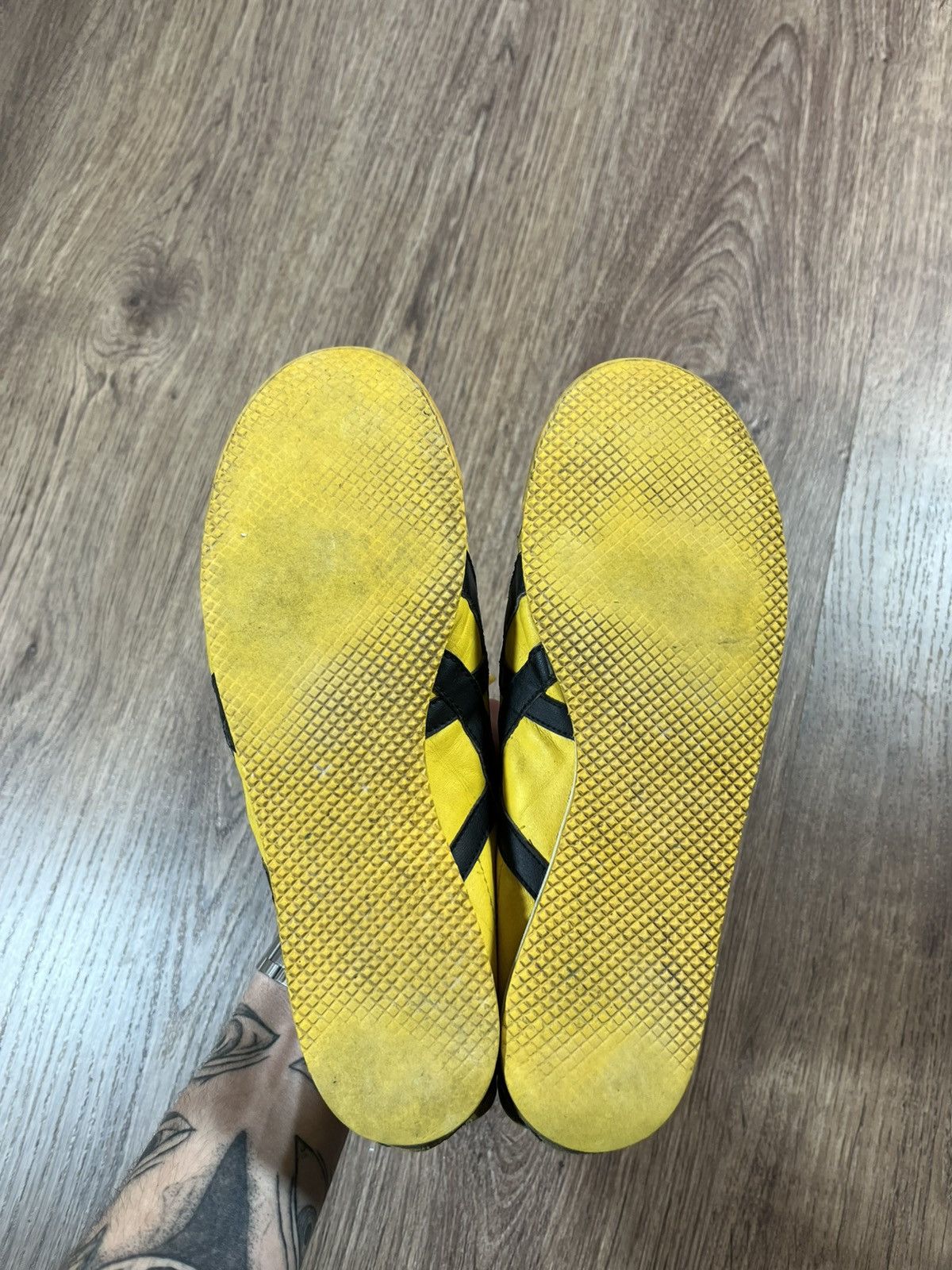 Onitsuka Tiger Vintage Yellow Onitsuka Tiger Size 40 Size US 7 / EU 40 - 8 Thumbnail