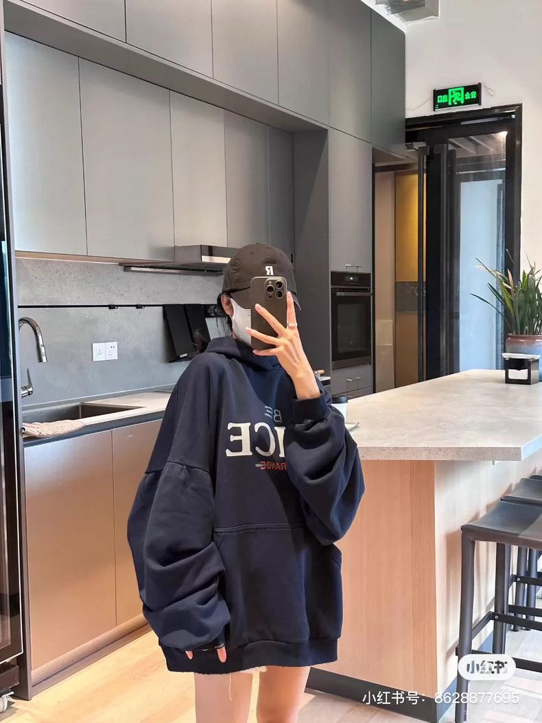 Balenciaga Balenciaga Worn out dark blue ripped hoodie Size US L / EU 52-54 / 3 - 6 Thumbnail