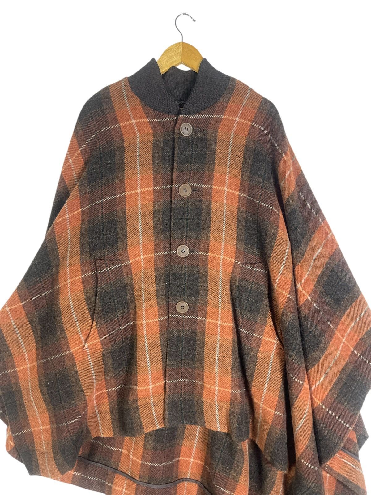 Vivienne Westwood Vivienne Westwood MAN 2-Way Convertible Cape Poncho Jacket Size US XL / EU 56 / 4 - 11 Thumbnail
