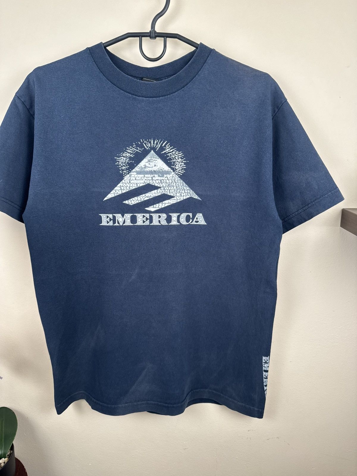 Emerica Vintage Emerica T shirt Skateboarding Mason Pyramide M Blue Size US M / EU 48-50 / 2 - 12 Thumbnail