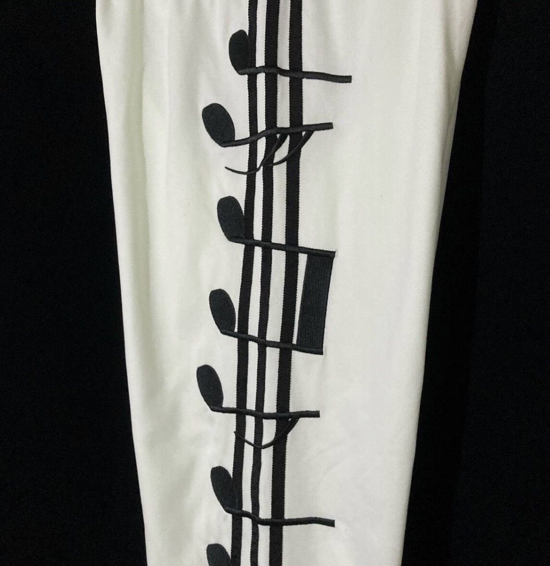 Adidas × Jeremy Scott | GRAIL | Vintage Adidas x Jeremy Scott Music Note Trackpant Size US 29 - 4 Thumbnail