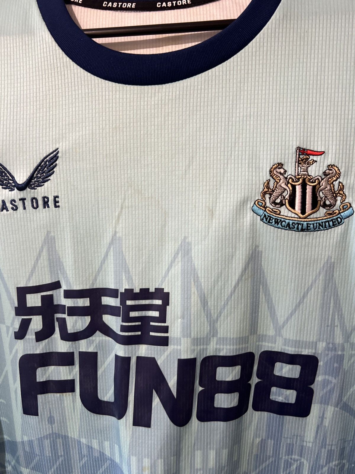 Castore 2022/2023 CASTORE NEWSACTLE UNITED FC THIRD FOOTBALL SHIRT Size US S / EU 44-46 / 1 - 5 Thumbnail