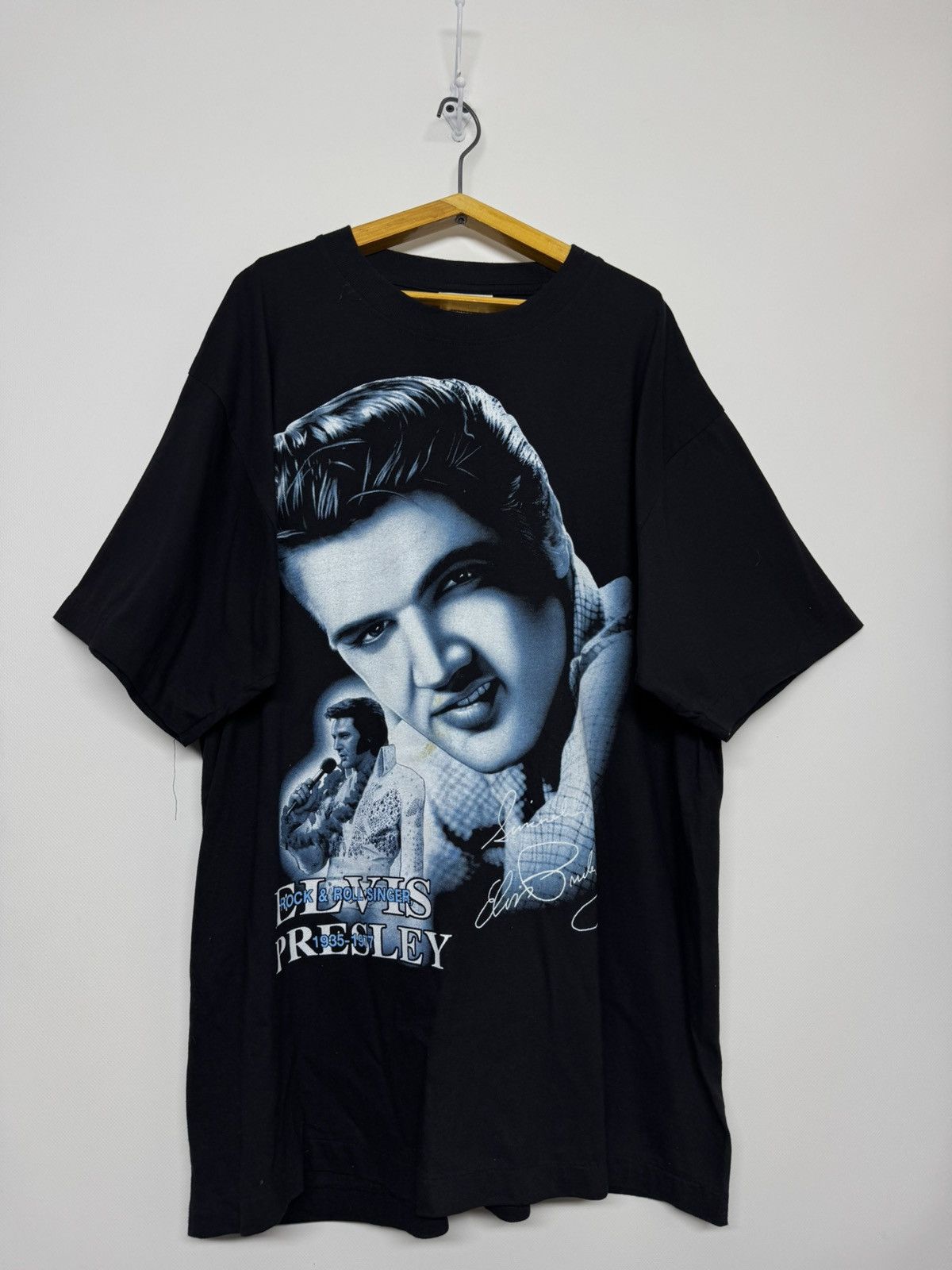 Vintage Vintage Y2k Elvis Presley Tshirt rock and roll singer Size US XL / EU 56 / 4 - 5 Thumbnail