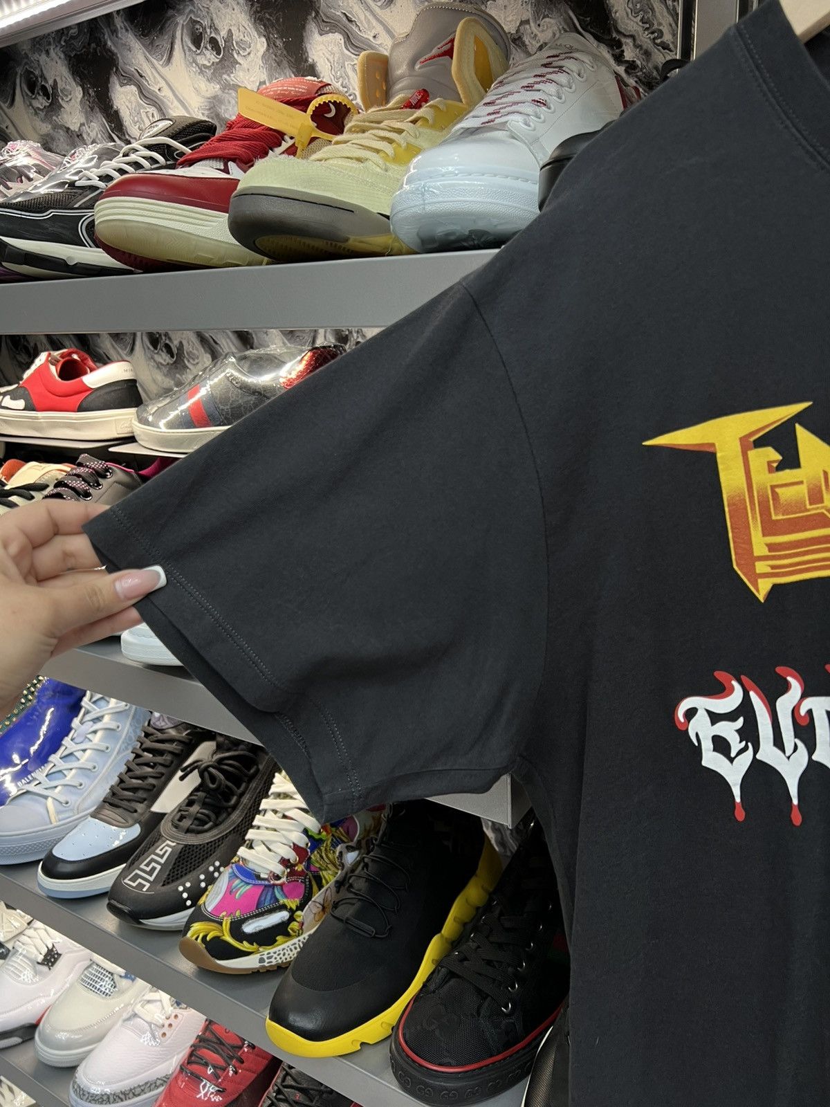 Gucci Gucci Metal Black Tee Size US XL / EU 56 / 4 - 3 Thumbnail