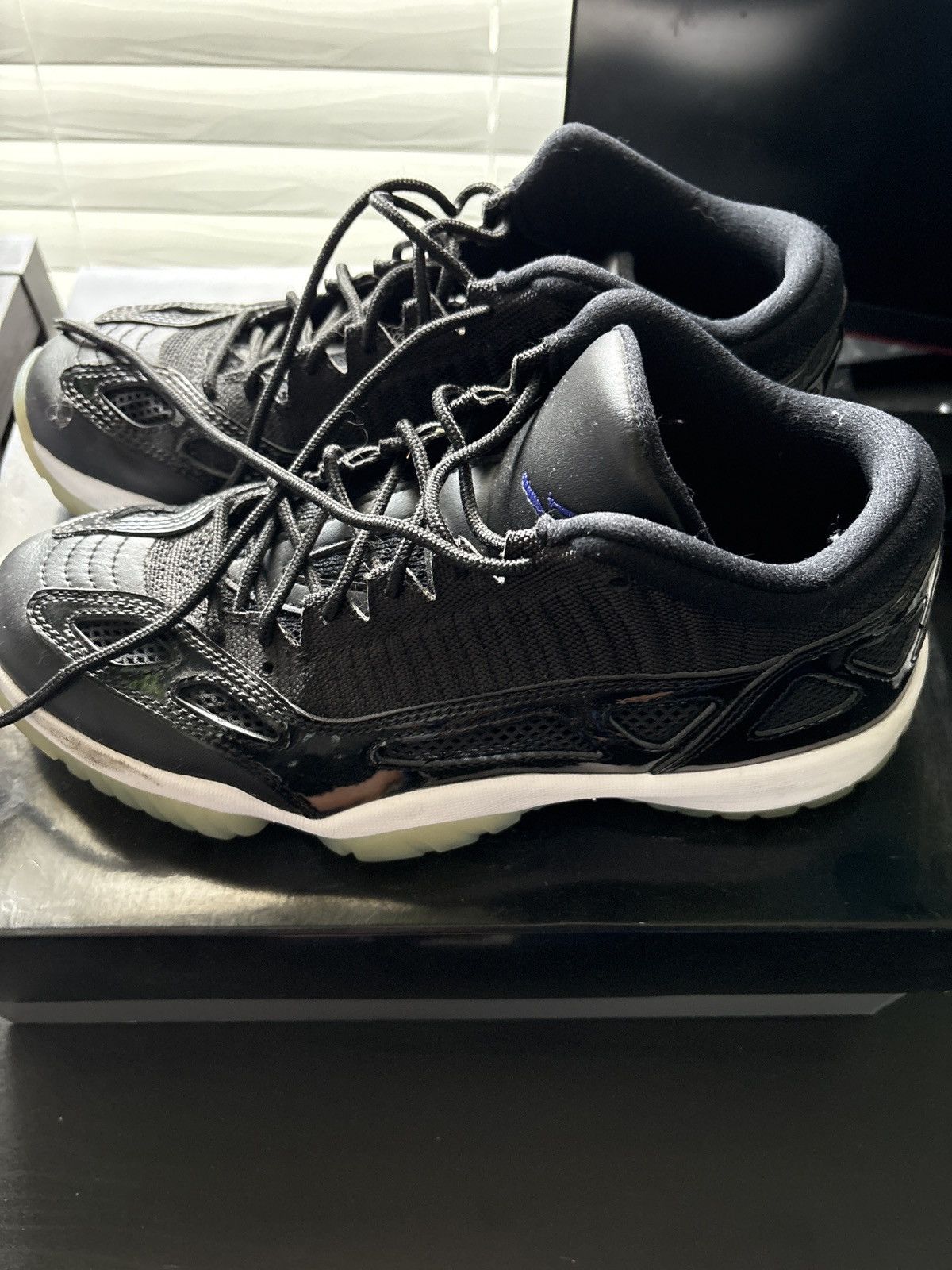 Jordan Brand Jordan 11 ie Space Jam Size 9 Mens Size US 9 / EU 42 - 1 Thumbnail