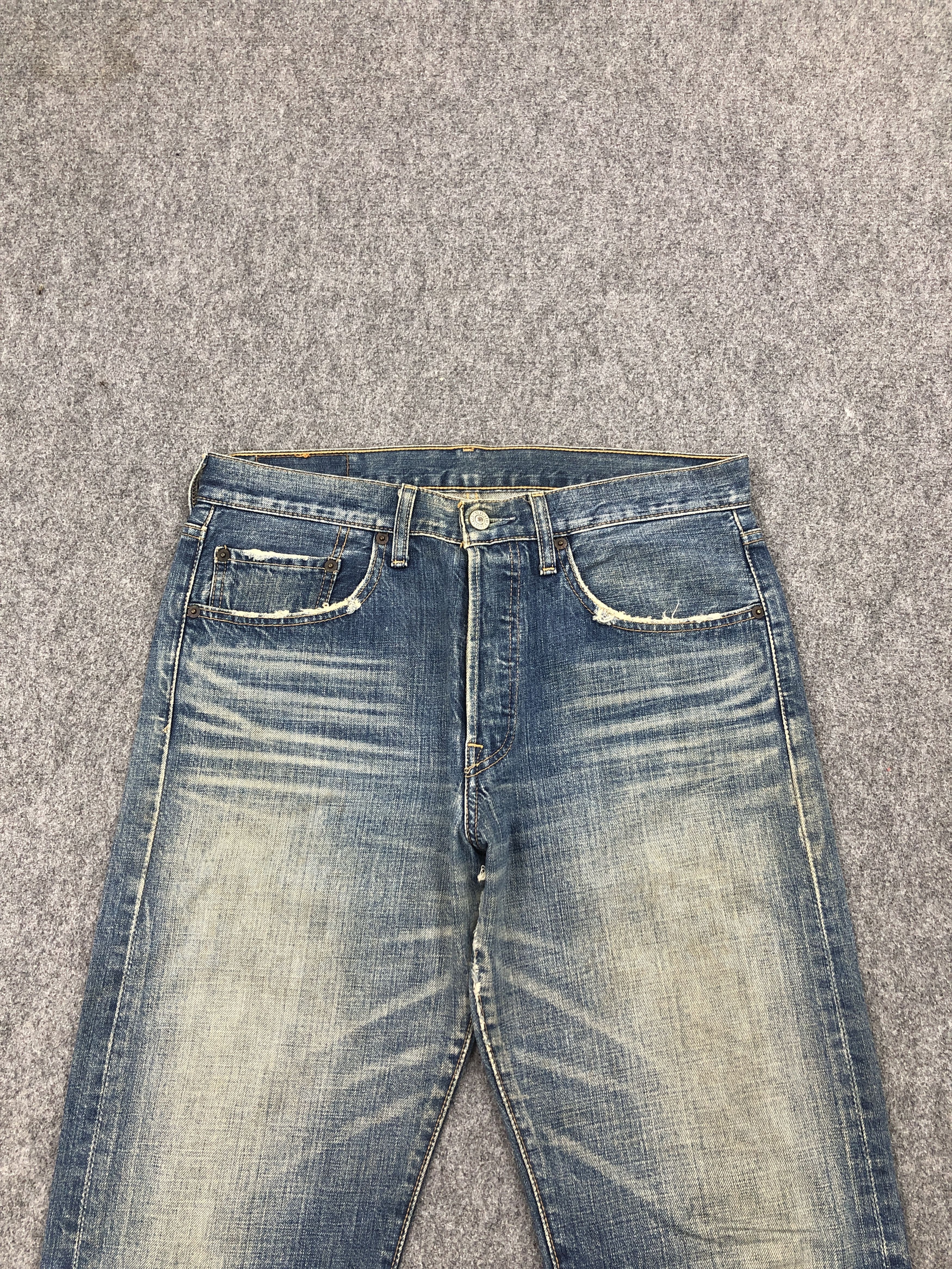 Levi's × Vintage Distressed Vintage Levis 501 Stone Washed Jeans Size US 32 / EU 48 - 2 Thumbnail