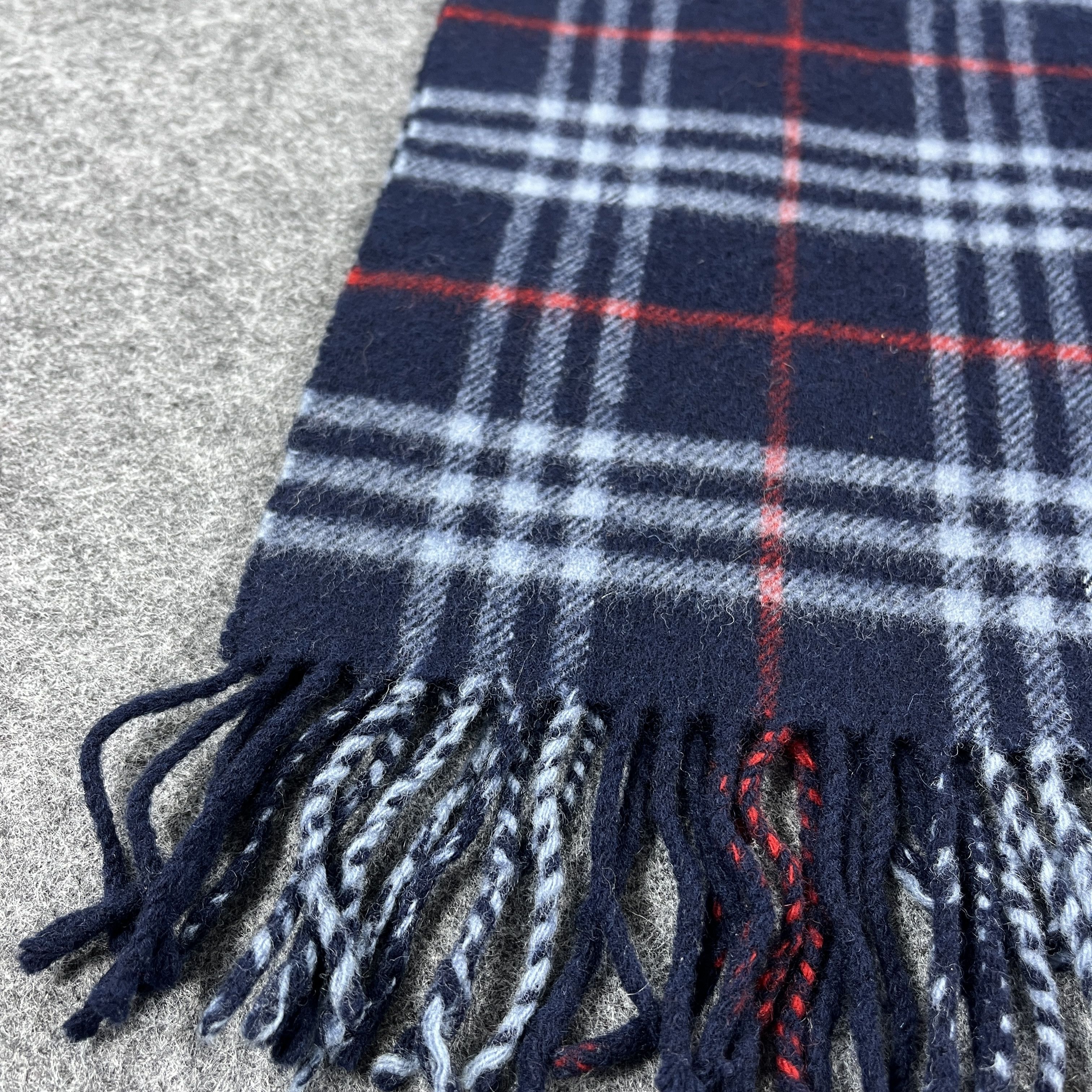 Burberry × Vintage Burberry Scarf / Muffler / Neckwear T1053 Size ONE SIZE - 6 Thumbnail
