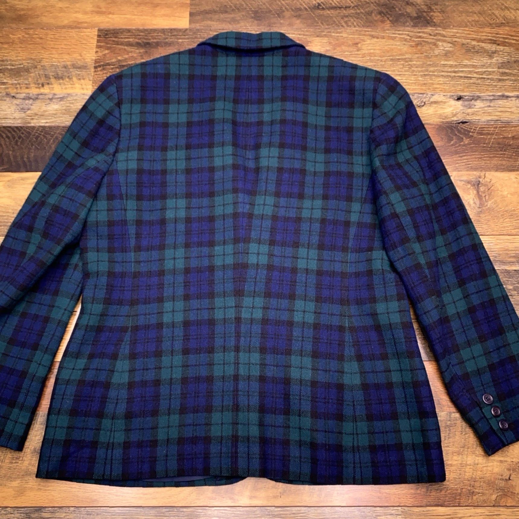 Pendleton VINTAGE Pendleton Blazer Green Tartan Plaid Wool Holiday Jacket Blazer Women's 12 Notch Lapel Regular Long Sleeve Wool Size XL / US 12-14 / IT 48-50 - 2 Thumbnail