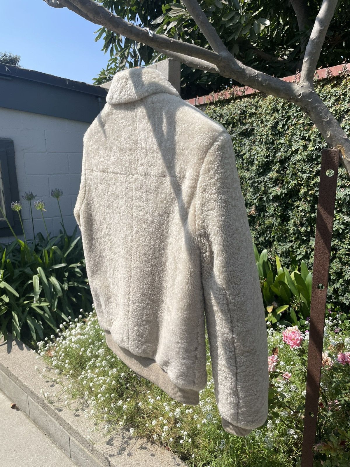 Allsaints Allsaints Charlie Shearling Leather Bomber Jacket XS Beige Size US XS / EU 42 / 0 - 5 Thumbnail