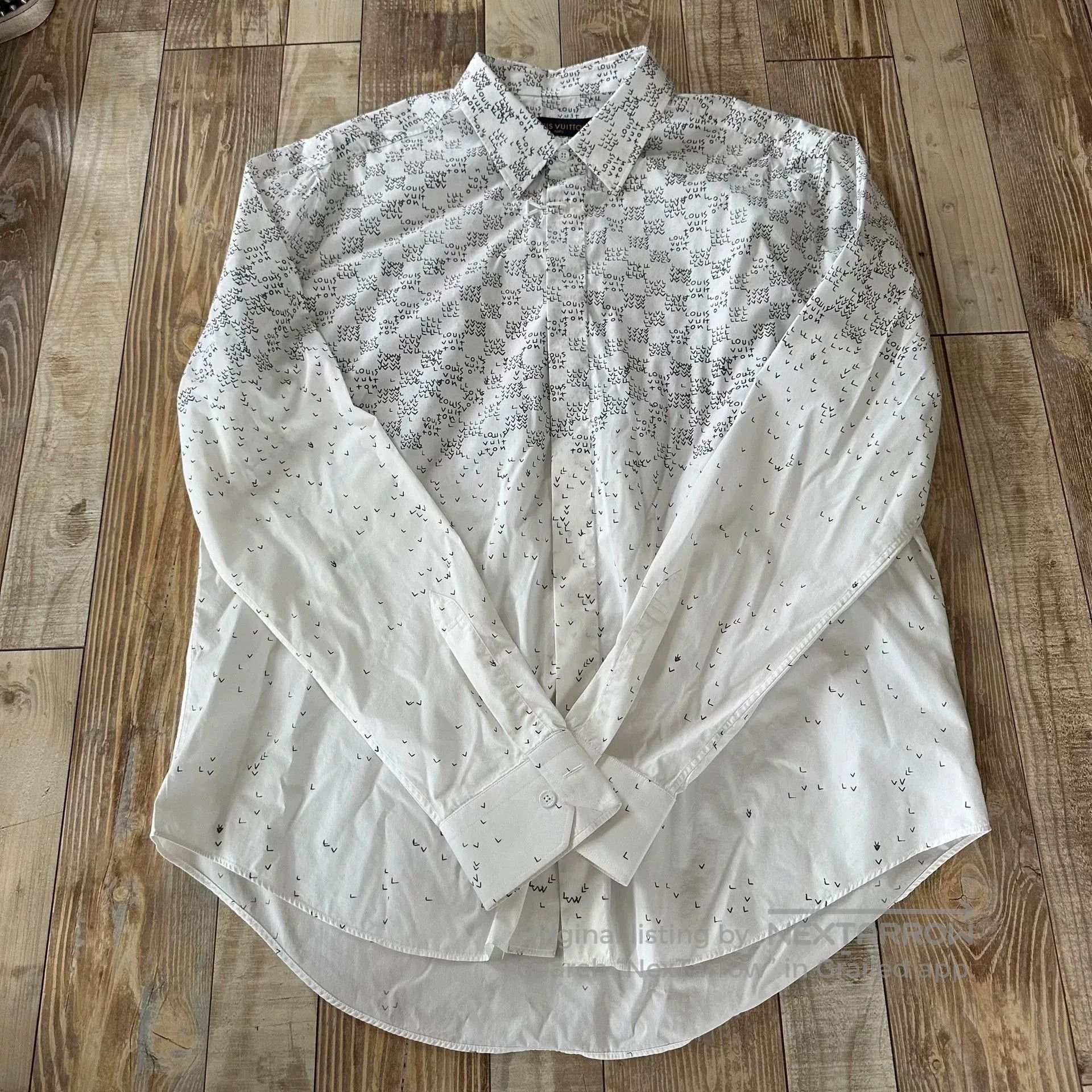 Louis Vuitton Louis Vuitton Airplane Logo Print Shirt. Size US XL / EU 56 / 4 - 4 Thumbnail