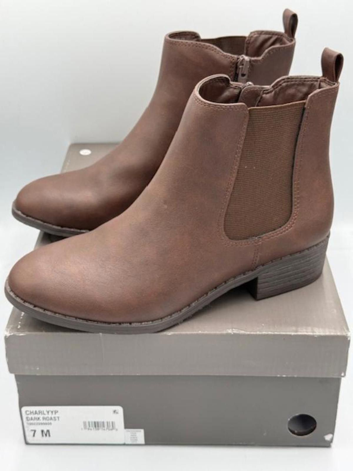 Style & Co Style&Co. Charlyy Gore Block Heel Booties - Dark Roast W SZ7 Size US 7 / IT 37 - 2 Thumbnail