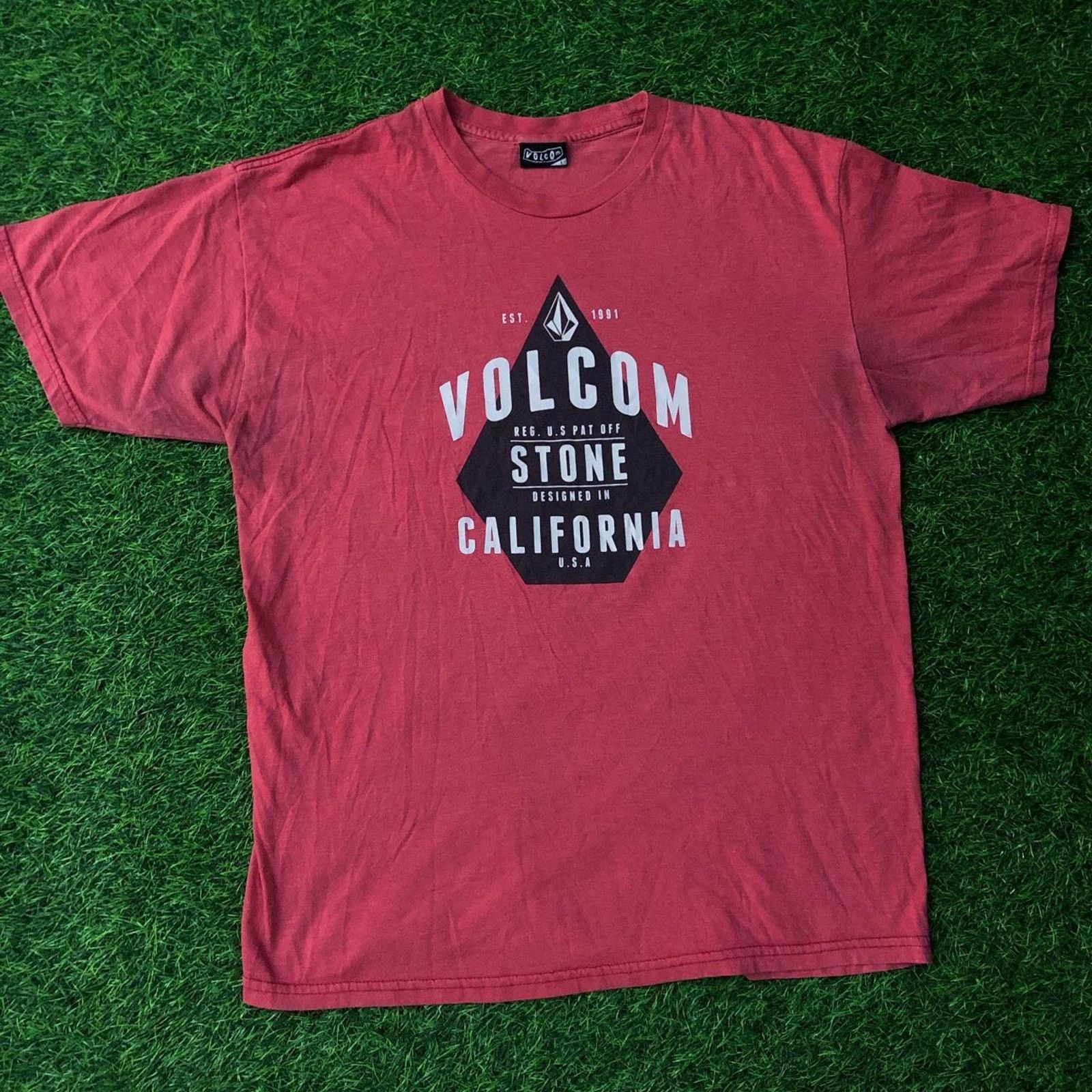 Volcom Red Retro Volcom California Graphic Tee Size US L / EU 52-54 / 3 - 1 Thumbnail