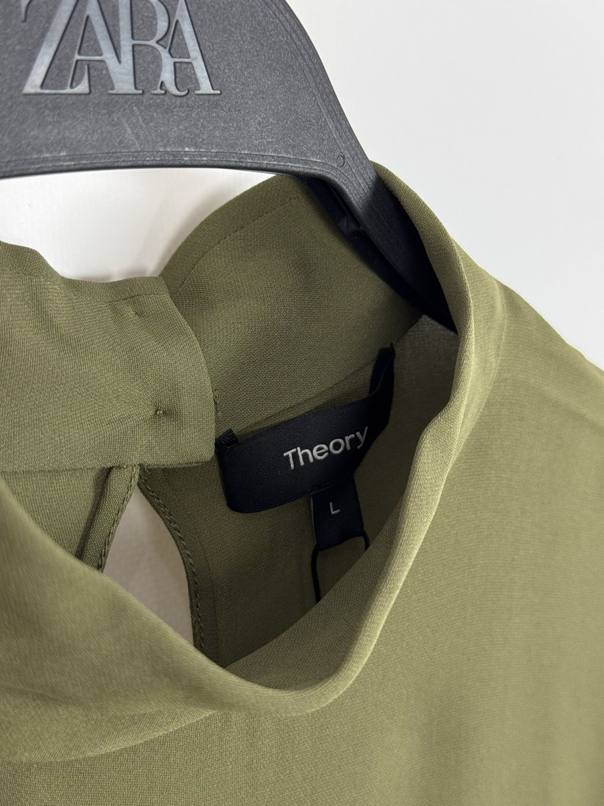 Theory NWT Theory Mock Neck Silk Blouse Top Long Sleeve Size L / US 10 / IT 46 - 6 Thumbnail