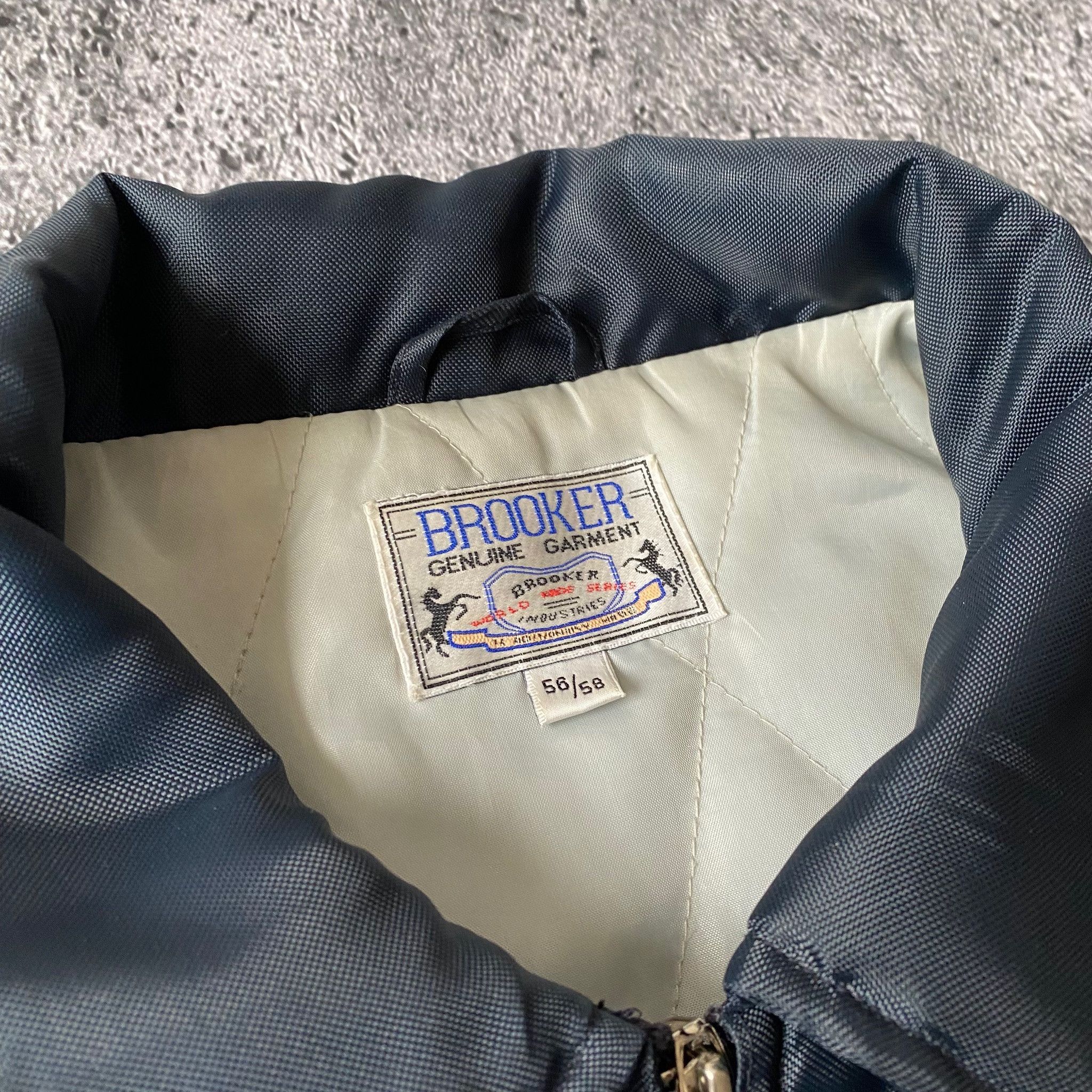 Other Vintage 90s Usa Big Logo Bomber Jacket Size US XL / EU 56 / 4 - 4 Thumbnail